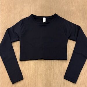 Aerie Offline Women's Black Long Sleeve Crop Top